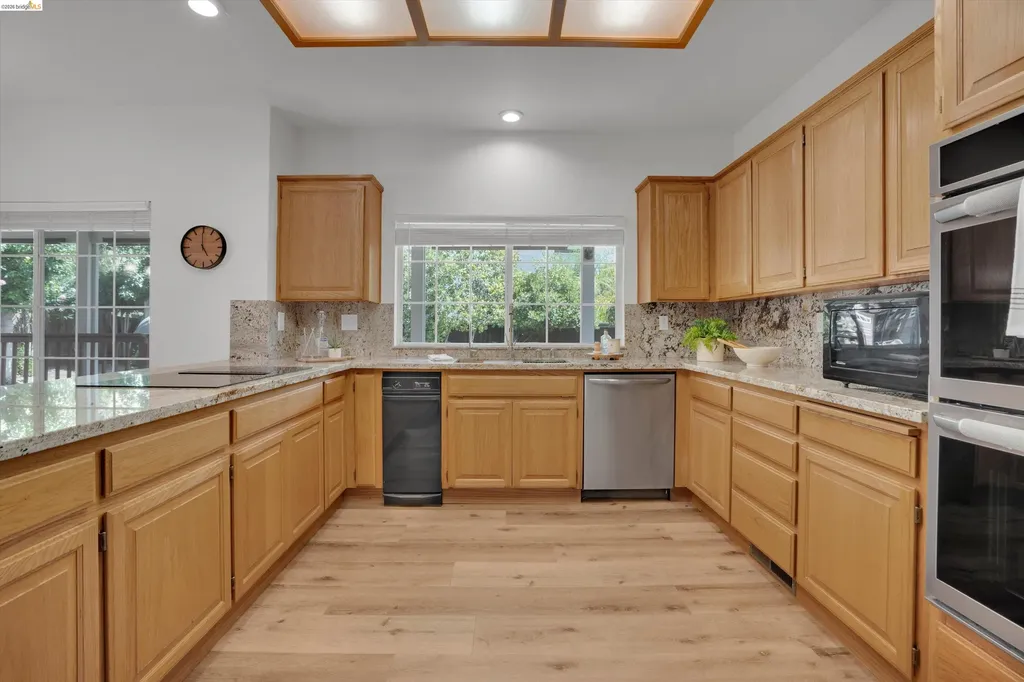 805 Devonshire Loop Brentwood CA 94513