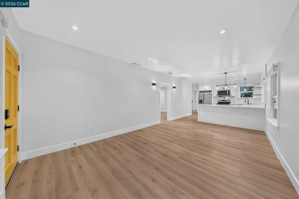 2075 83rd Avenue Oakland CA 94621