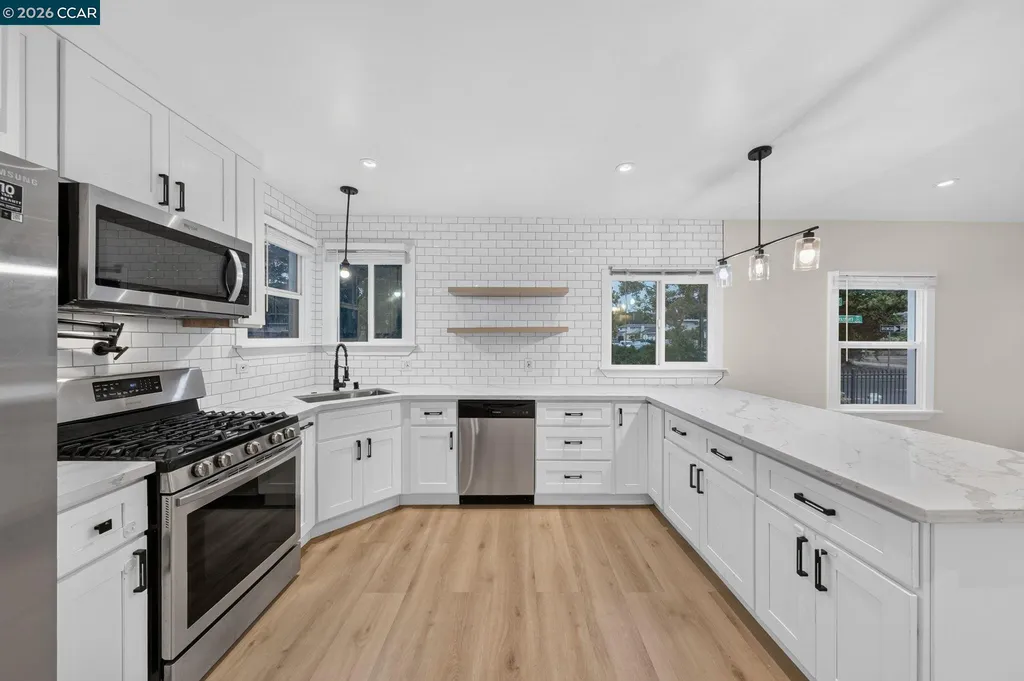 2075 83rd Avenue Oakland CA 94621