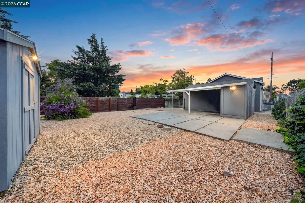 2075 83rd Avenue Oakland CA 94621