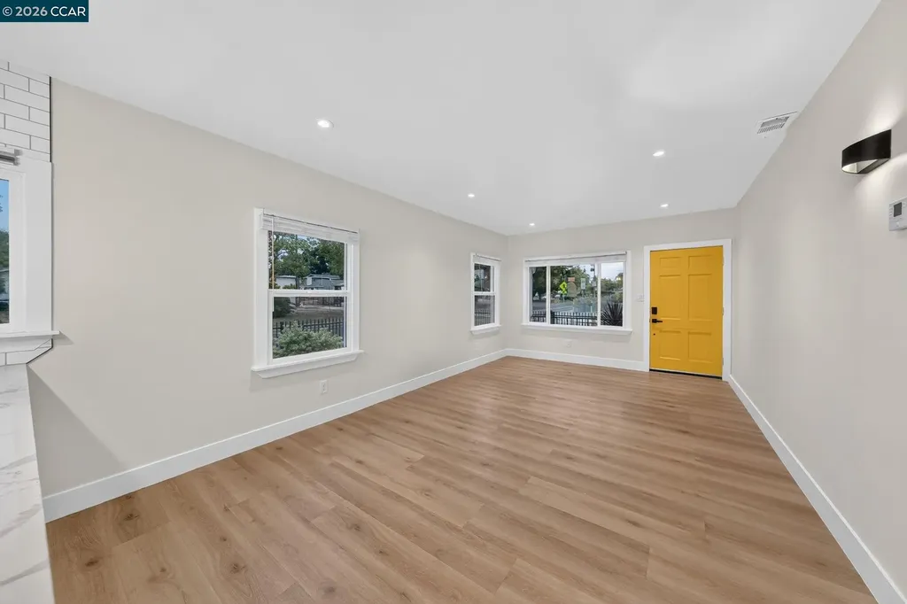2075 83rd Avenue Oakland CA 94621
