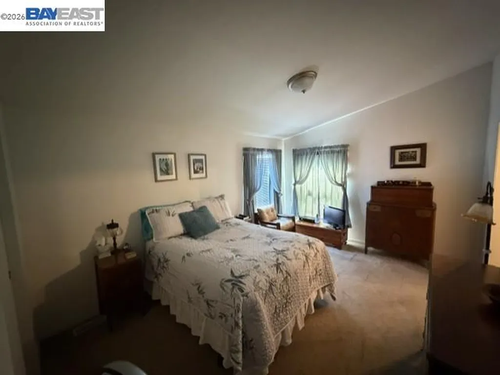 29231 Whalebone Way Hayward CA 94544