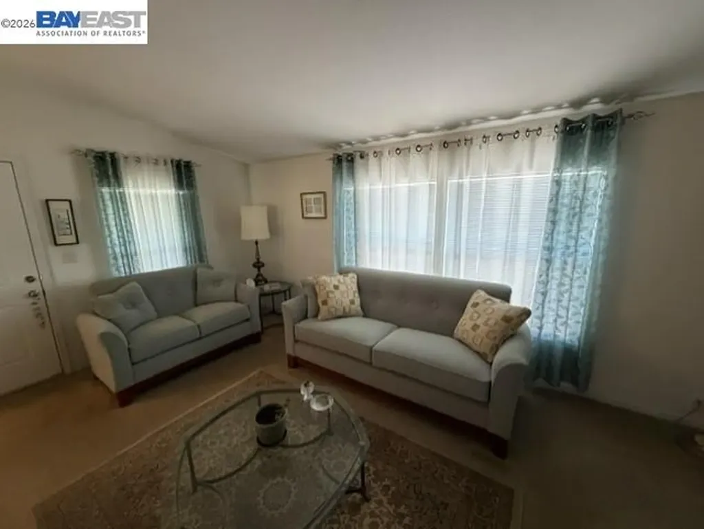 29231 Whalebone Way Hayward CA 94544