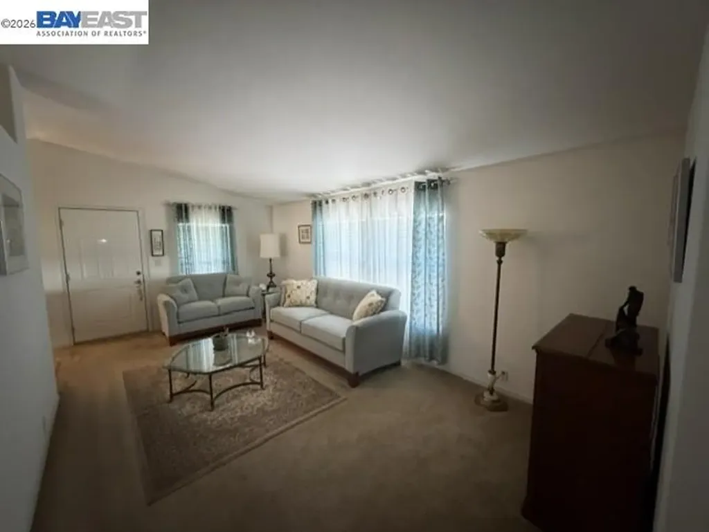 29231 Whalebone Way Hayward CA 94544