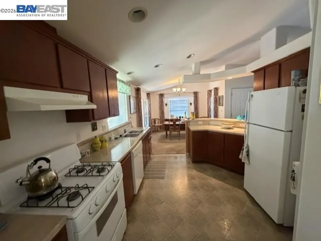 29231 Whalebone Way Hayward CA 94544
