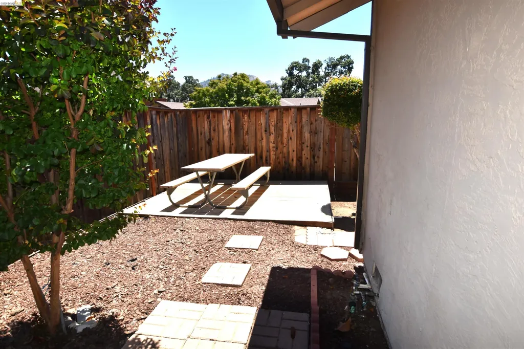 5551 Guadalupe Court Concord CA 94521