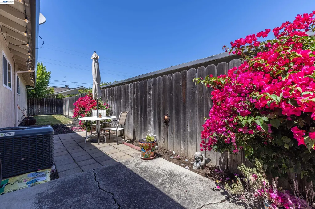 5252 Norma Way Livermore CA 94550