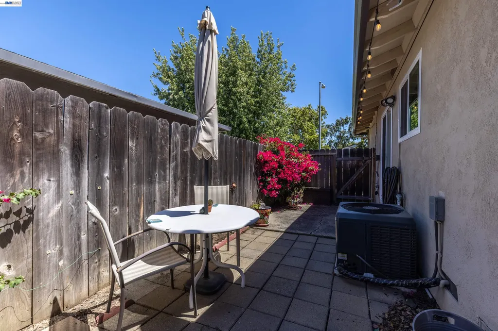 5252 Norma Way Livermore CA 94550