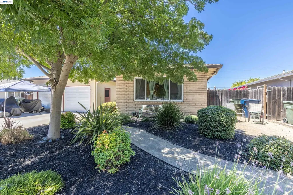 5252 Norma Way Livermore CA 94550