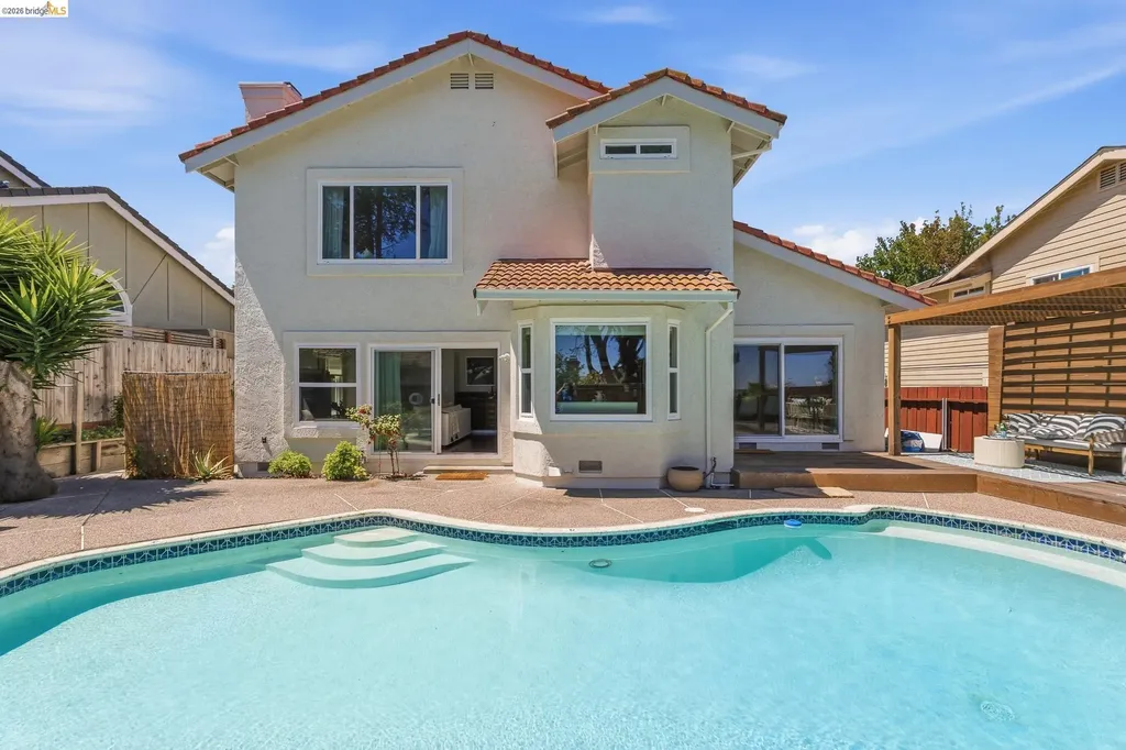 2137 Pheasant Drive Hercules CA 94547
