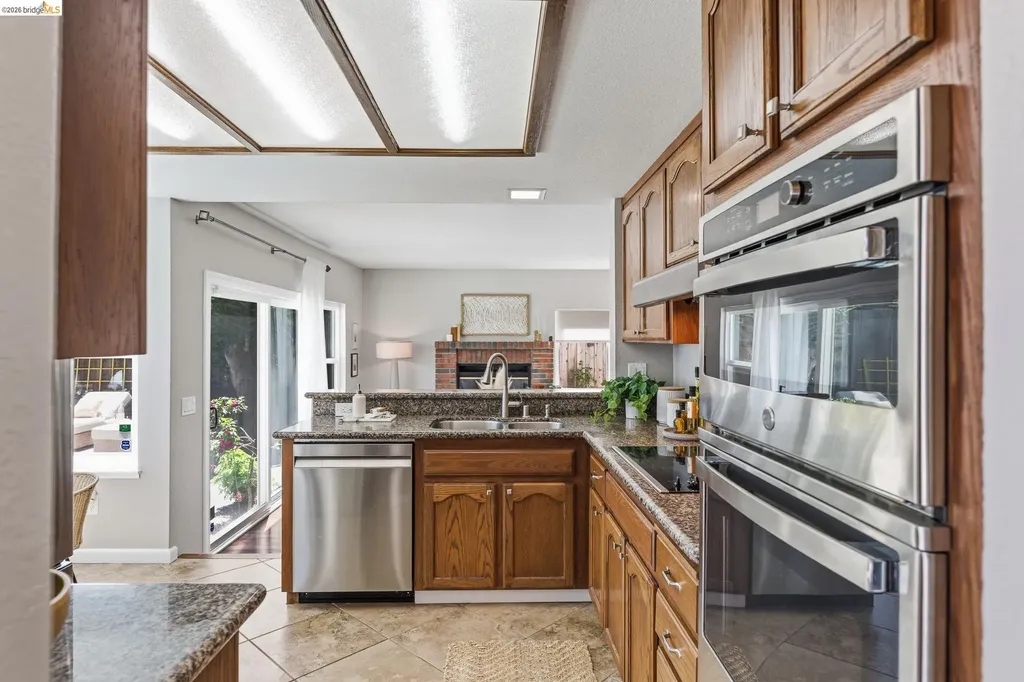 2137 Pheasant Drive Hercules CA 94547