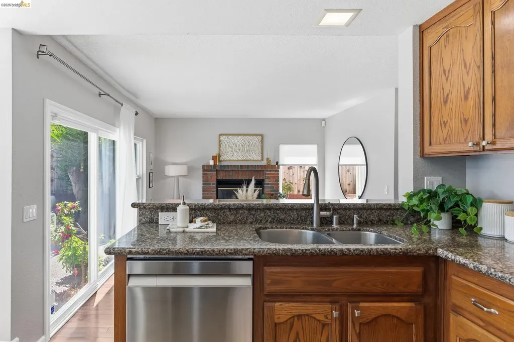 2137 Pheasant Drive Hercules CA 94547