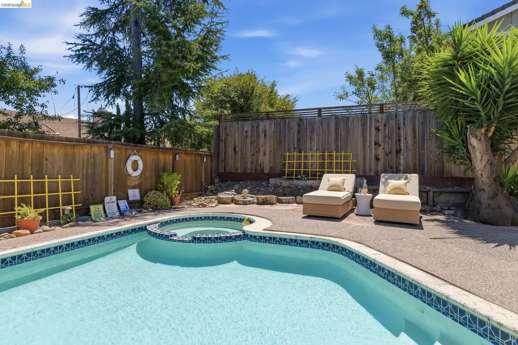 2137 Pheasant Drive Hercules CA 94547