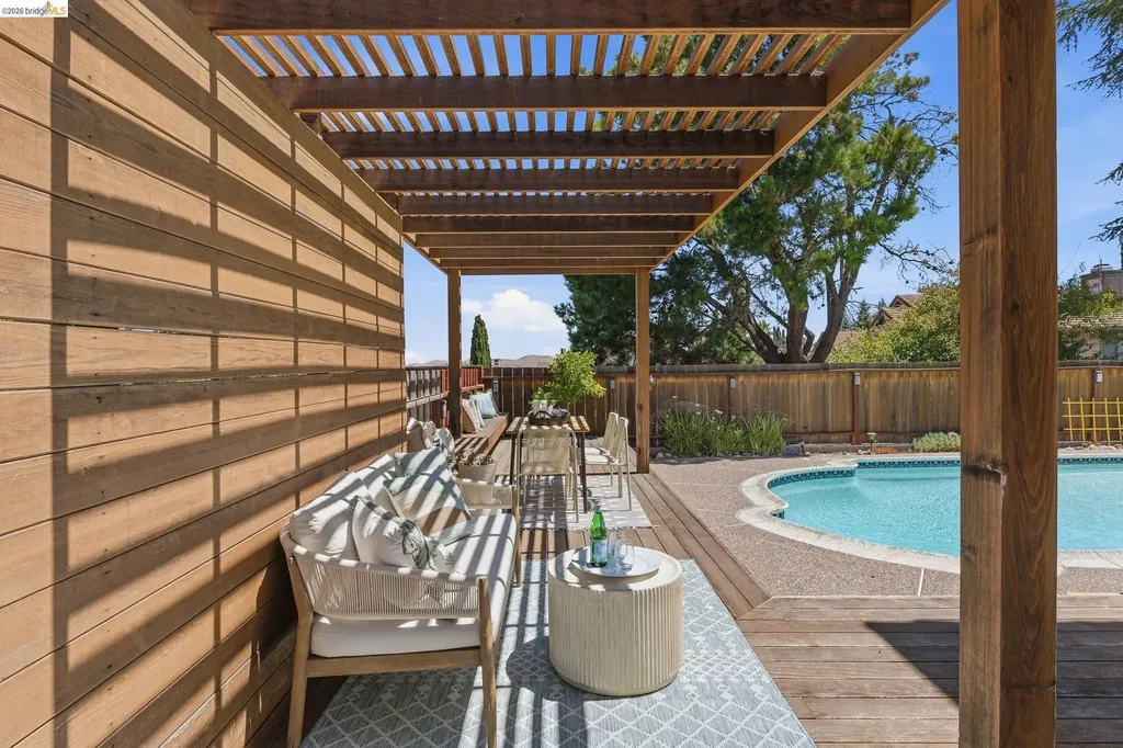 2137 Pheasant Drive Hercules CA 94547