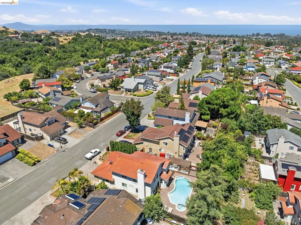 2137 Pheasant Drive Hercules CA 94547