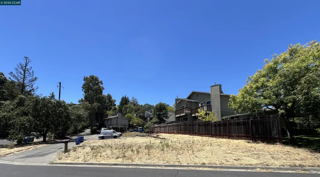 2109 Overlook Drive Walnut Creek CA 94597