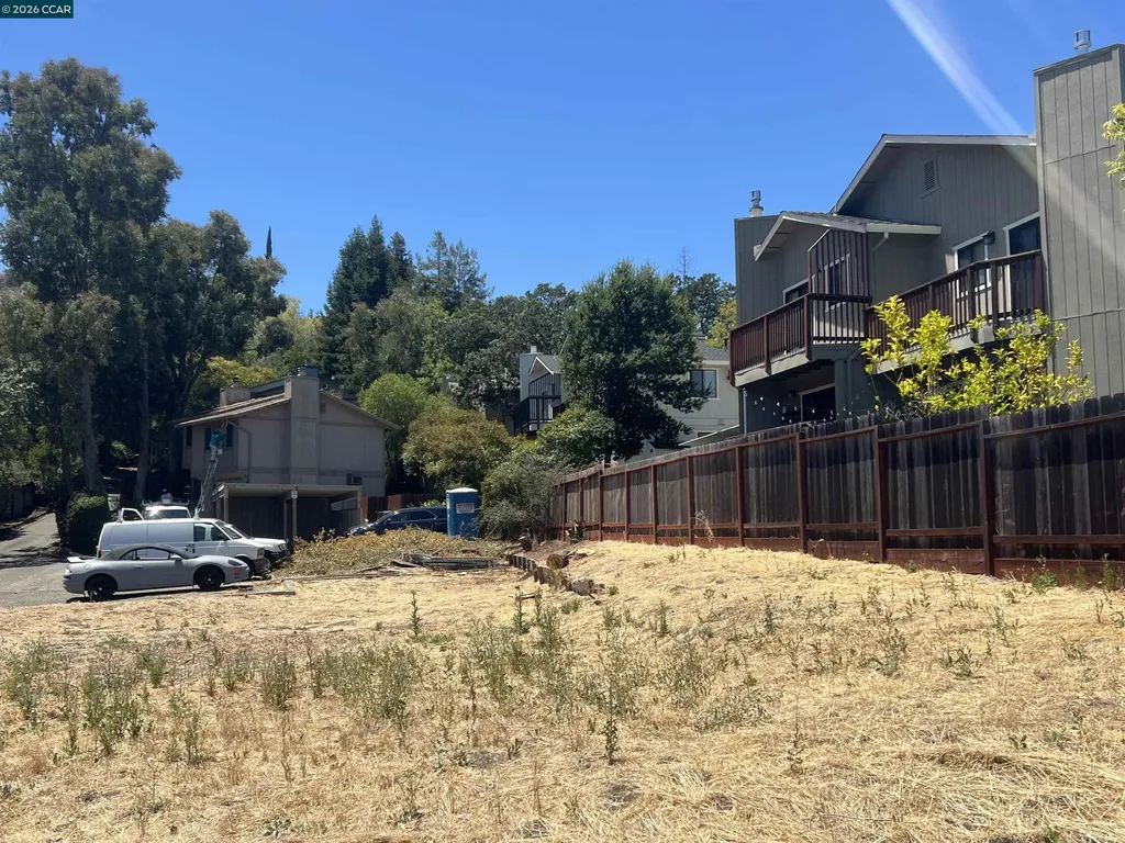 2109 Overlook Drive Walnut Creek CA 94597