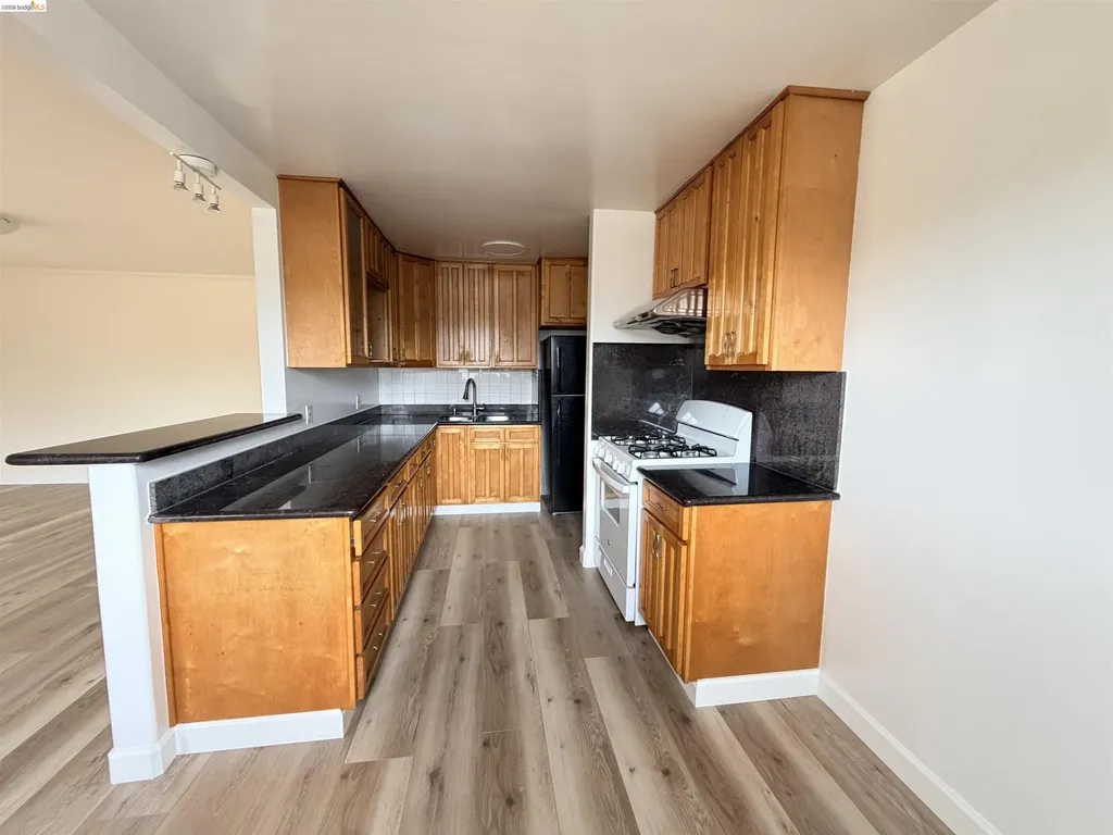 787 34th Street Richmond CA 94805