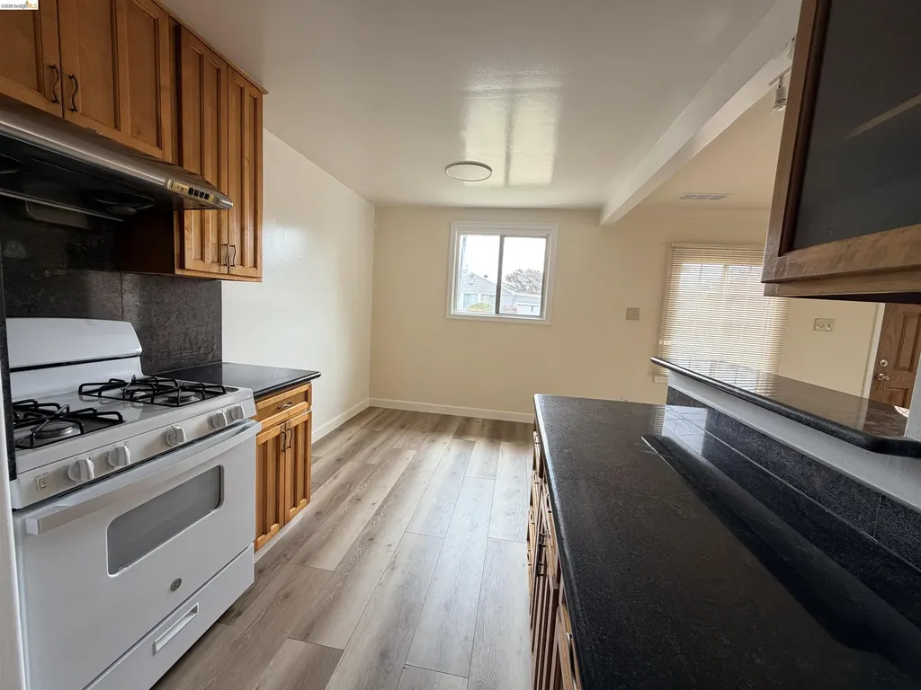 787 34th Street Richmond CA 94805
