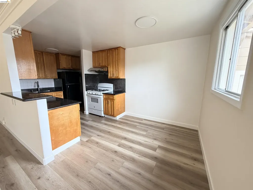 787 34th Street Richmond CA 94805