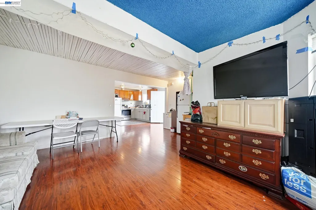 2223 23rd Street Oakland CA 94606
