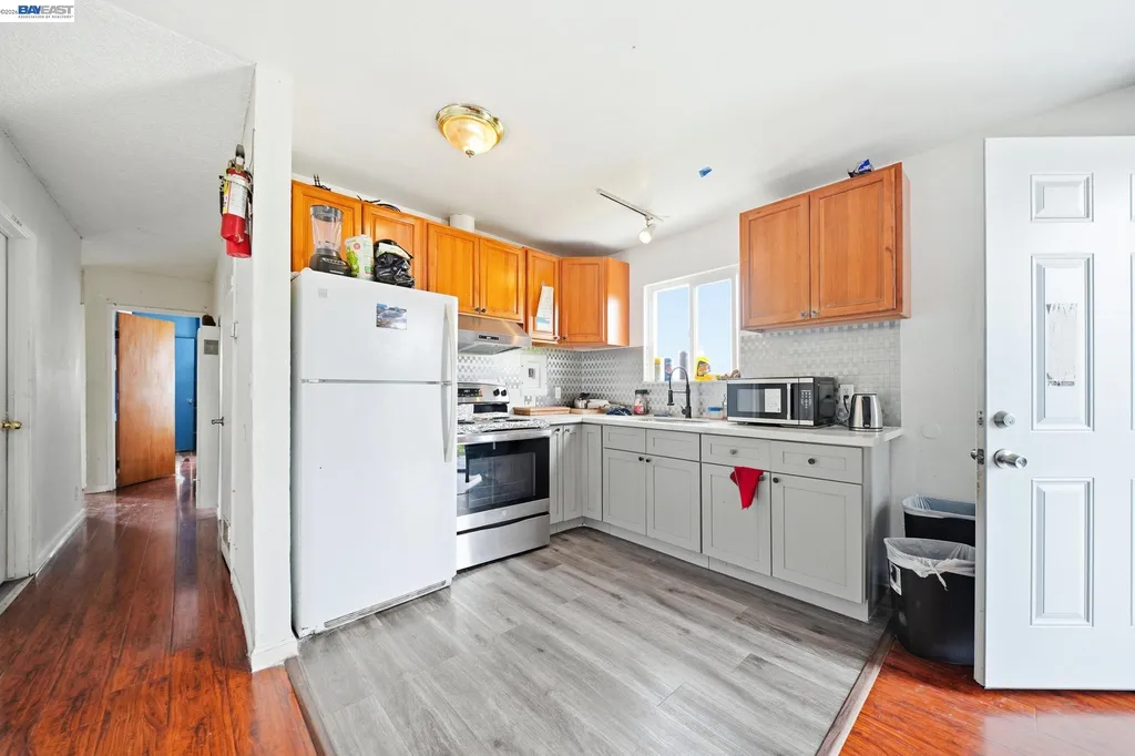 2223 23rd Street Oakland CA 94606