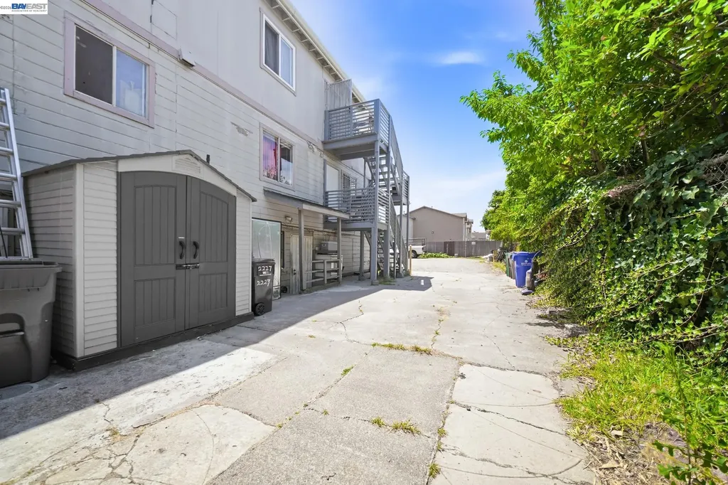 2223 23rd Street Oakland CA 94606