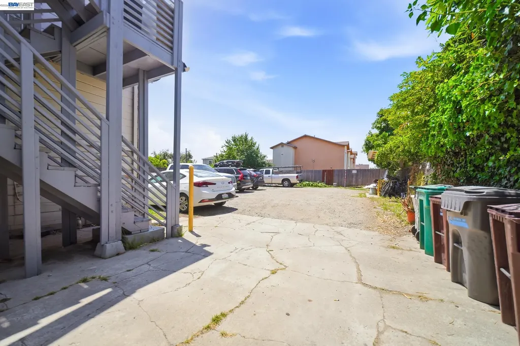 2223 23rd Street Oakland CA 94606