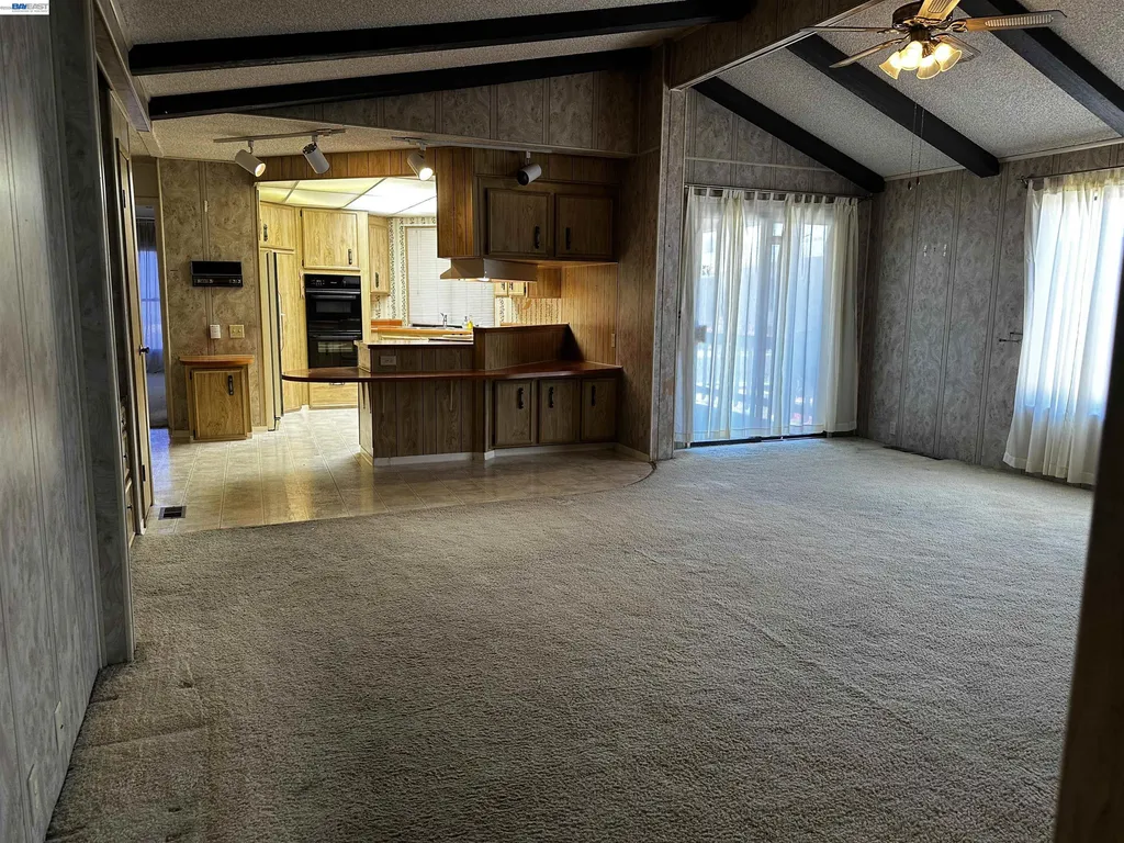 29258 Whalebone Way Hayward CA 94544