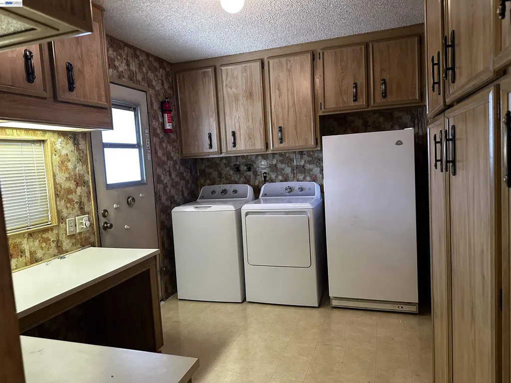 29258 Whalebone Way Hayward CA 94544