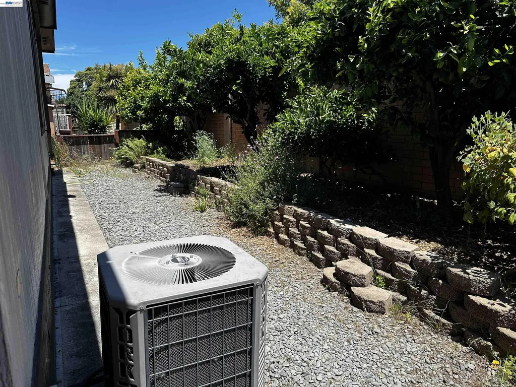 29258 Whalebone Way Hayward CA 94544