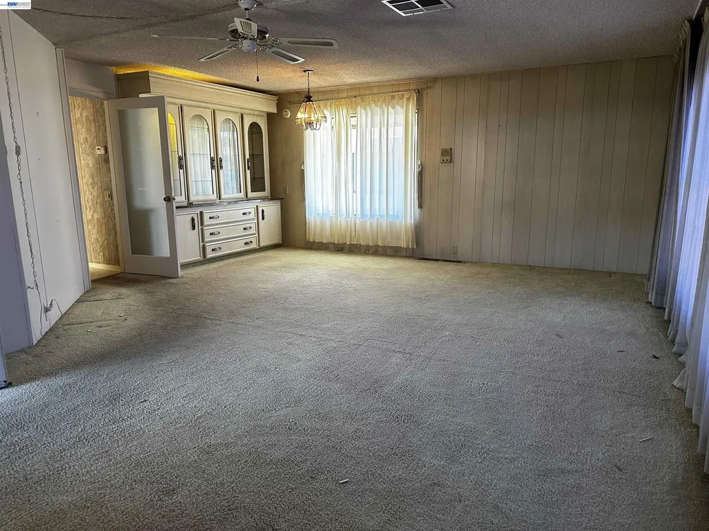 29258 Whalebone Way Hayward CA 94544