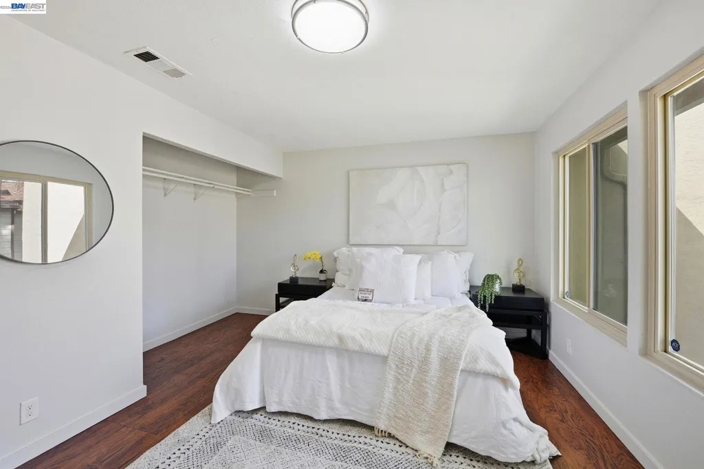 27864 Hummingbird Court Hayward CA 94545