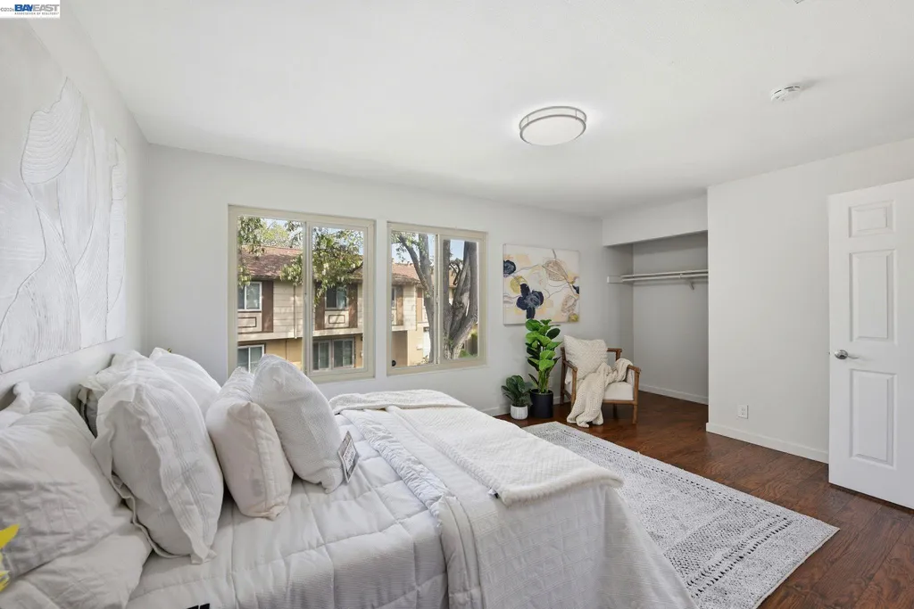 27864 Hummingbird Court Hayward CA 94545