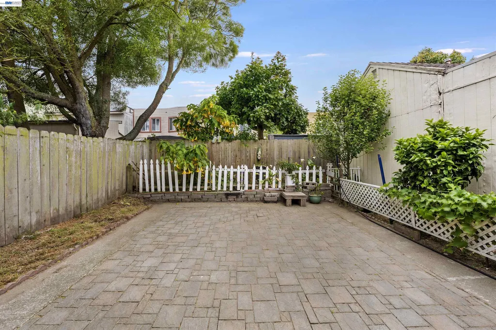 25 Regent Street San Francisco CA 94112