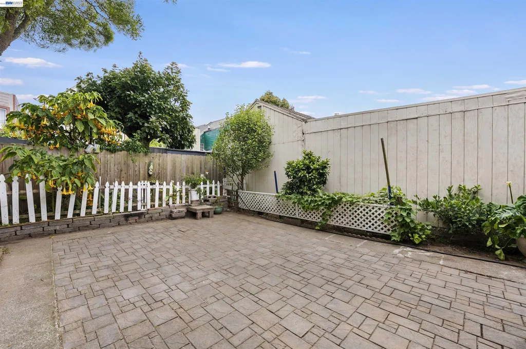 25 Regent Street San Francisco CA 94112