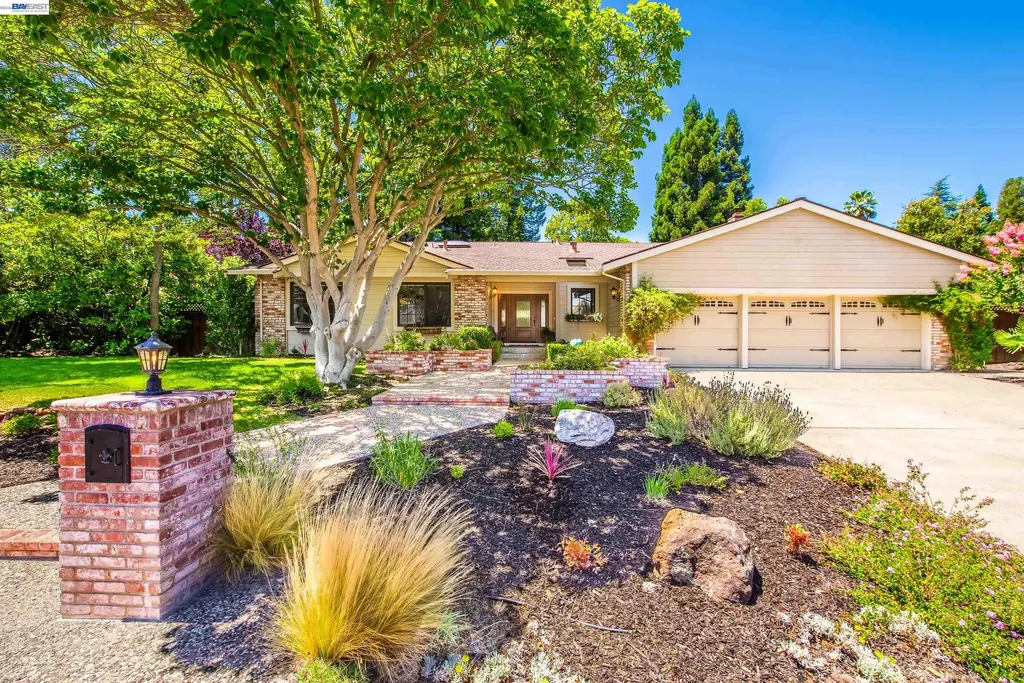 1768 Oro Valley Circle Walnut Creek CA 94596
