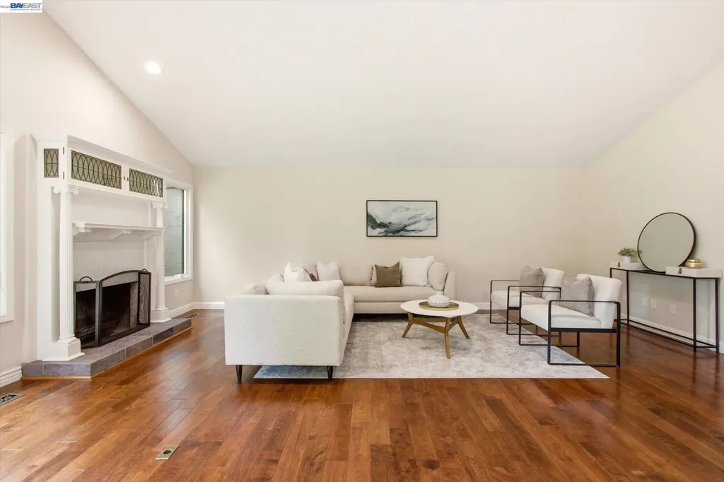 1768 Oro Valley Circle Walnut Creek CA 94596