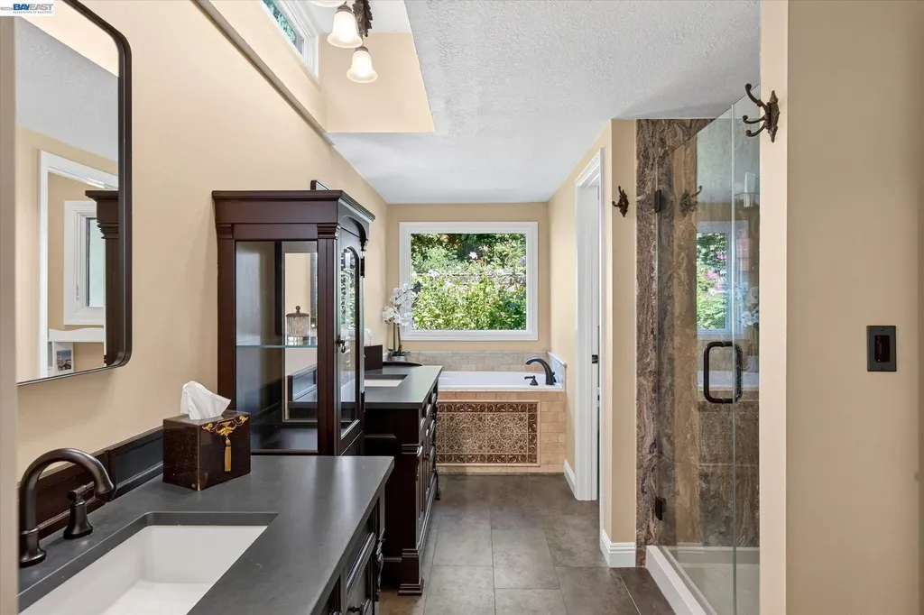 1768 Oro Valley Circle Walnut Creek CA 94596