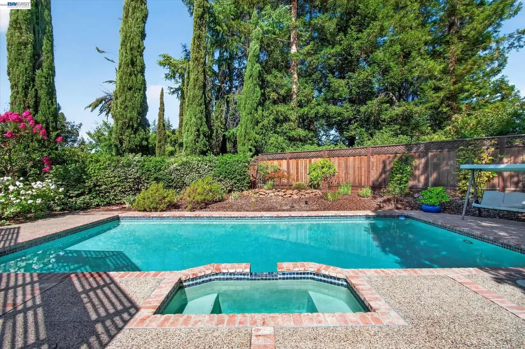 1768 Oro Valley Circle Walnut Creek CA 94596