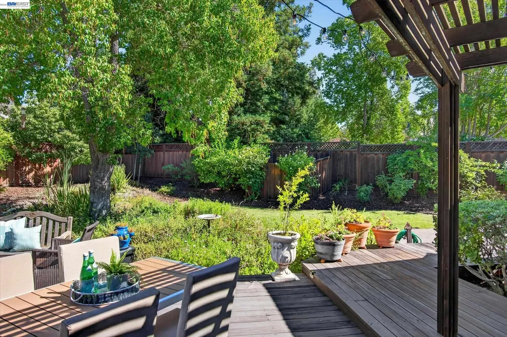 1768 Oro Valley Circle Walnut Creek CA 94596
