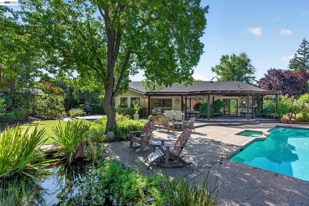 1768 Oro Valley Circle Walnut Creek CA 94596