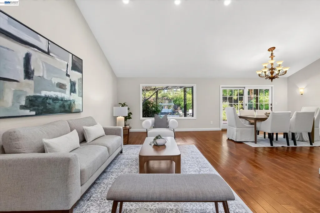 1768 Oro Valley Circle Walnut Creek CA 94596