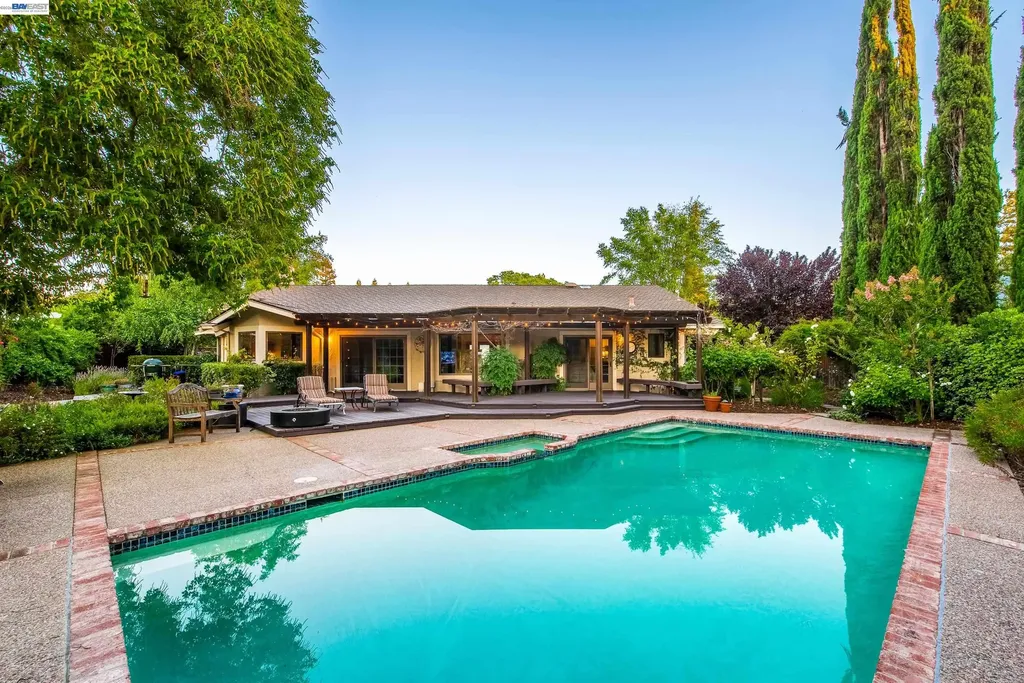 1768 Oro Valley Circle Walnut Creek CA 94596