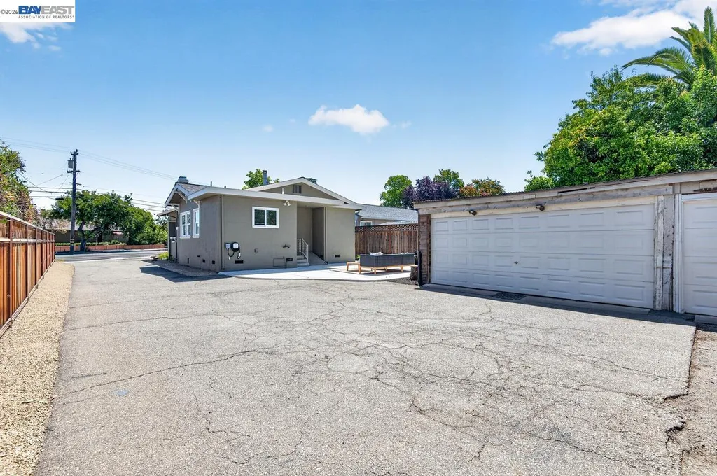 645 Livermore Avenue Livermore CA 94550