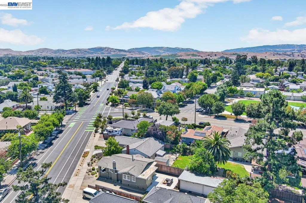 645 Livermore Avenue Livermore CA 94550
