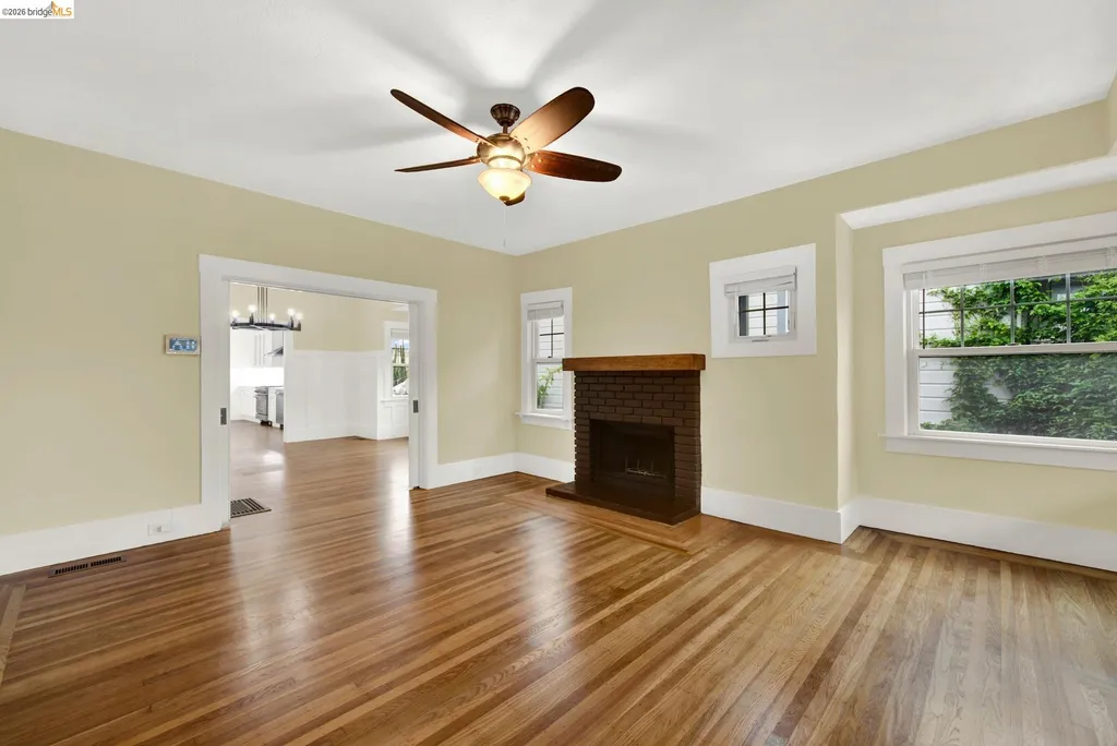 1043 47th Street Emeryville CA 94608