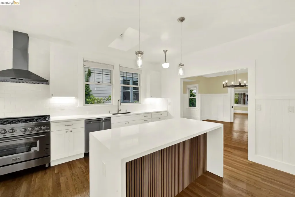 1043 47th Street Emeryville CA 94608
