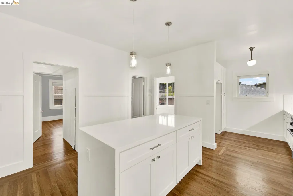 1043 47th Street Emeryville CA 94608