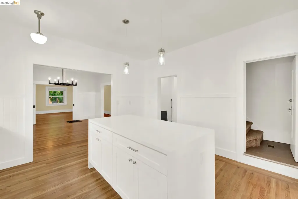 1043 47th Street Emeryville CA 94608